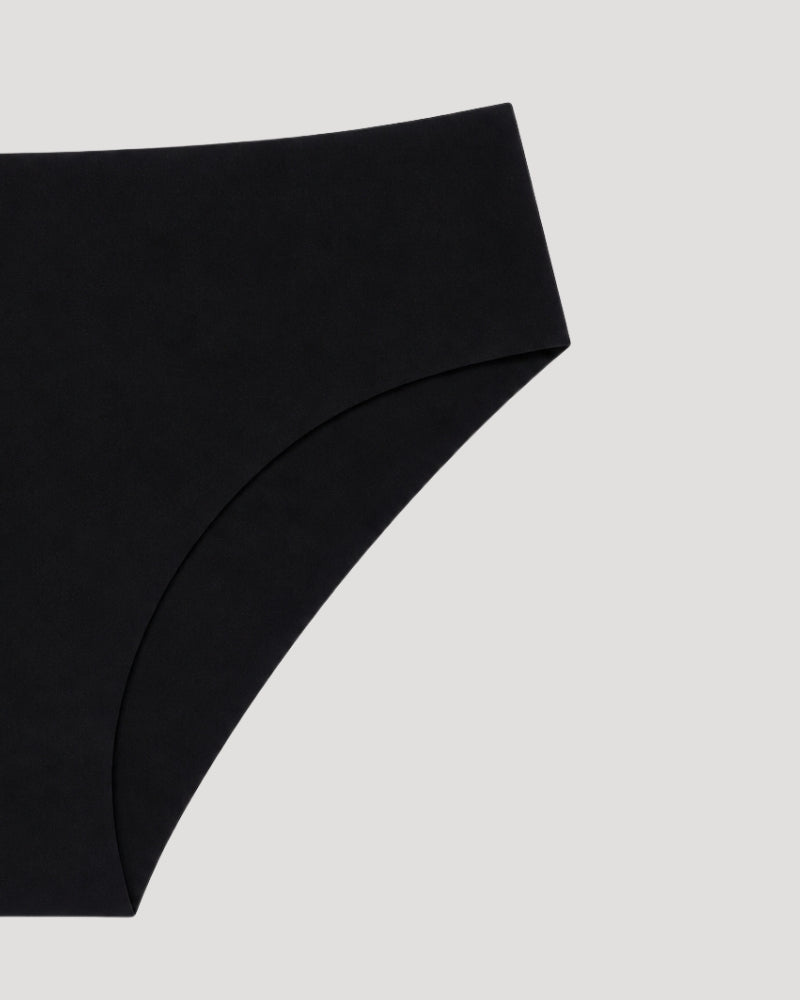 Black Seamless Comfort Bikini Panty