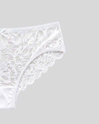 Pure Elegance Lace Bikini Panty